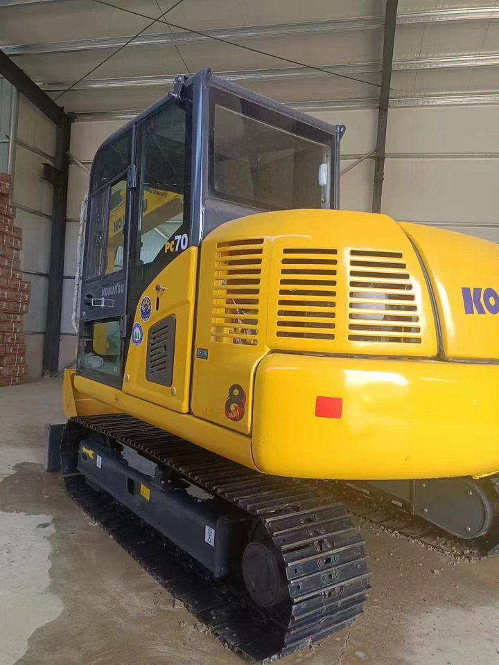 KOMATSU PC70 - Crawler excavator: picture 3 KOMATSU PC70 - Crawler excavator: picture 3