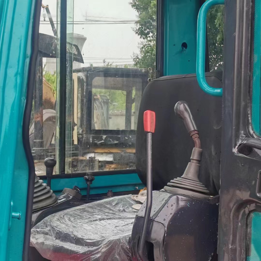 Mini excavator KUBOTA U35: picture 6