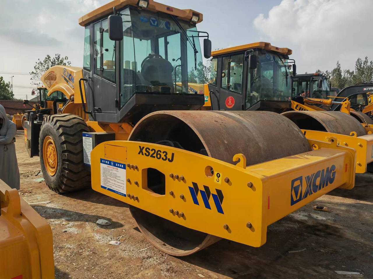 LIUGONG XS263J - Compactor: picture 1 LIUGONG XS263J - Compactor: picture 1