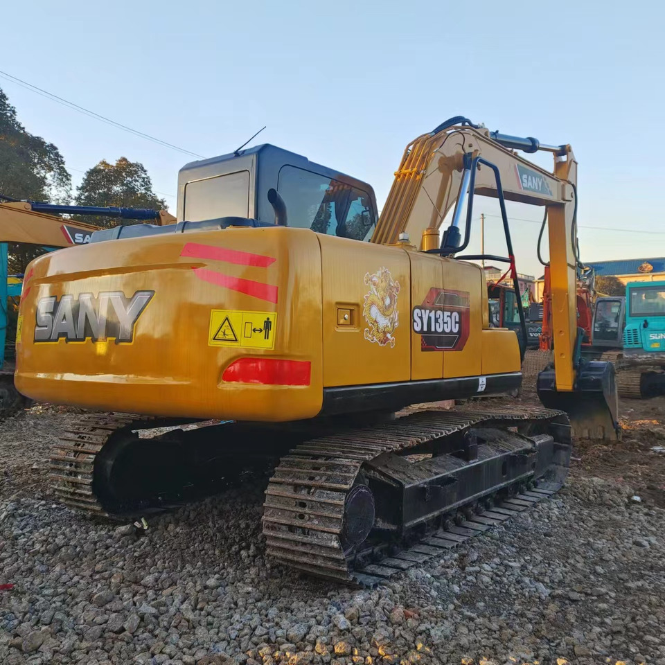 SANY SY135 - Crawler excavator: picture 3 SANY SY135 - Crawler excavator: picture 3