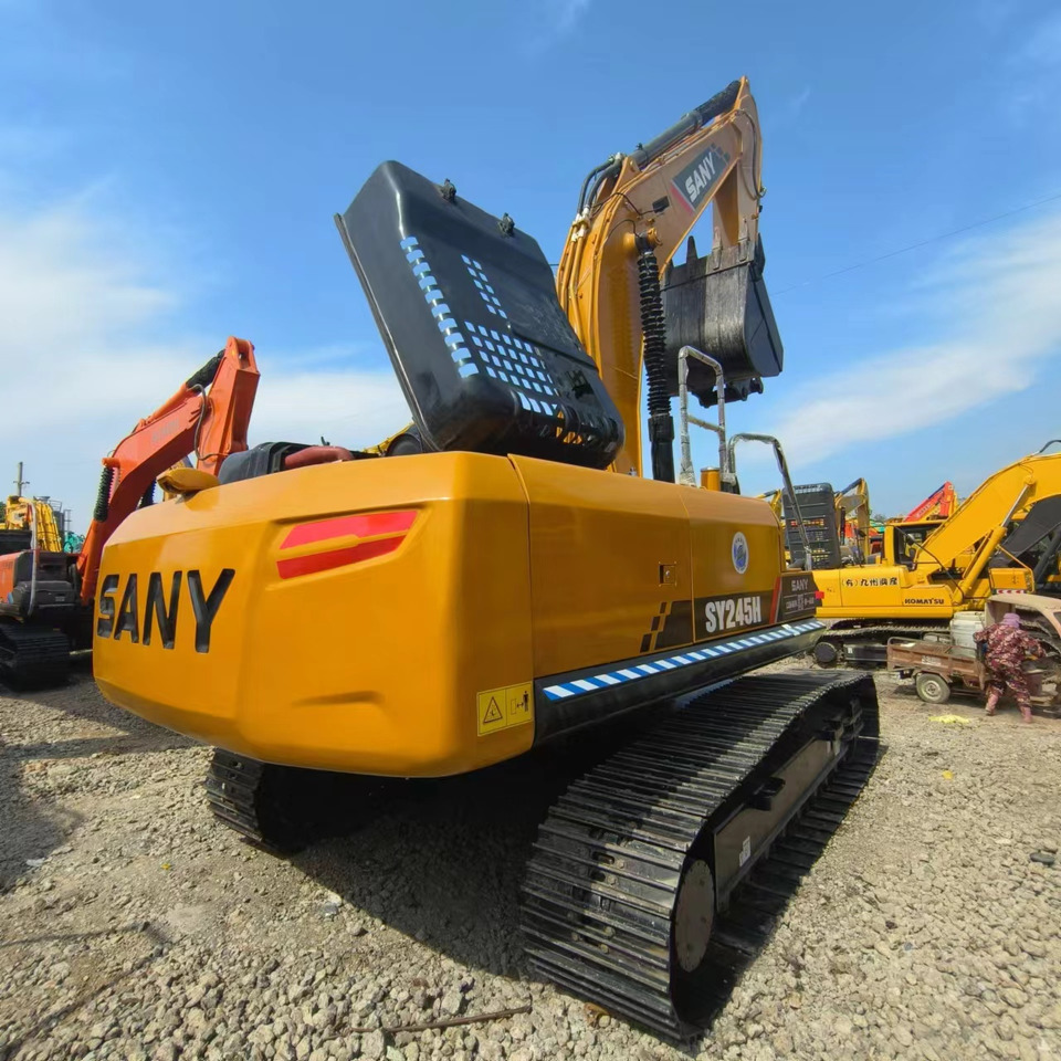 SANY SY245H - Crawler excavator: picture 3 SANY SY245H - Crawler excavator: picture 3