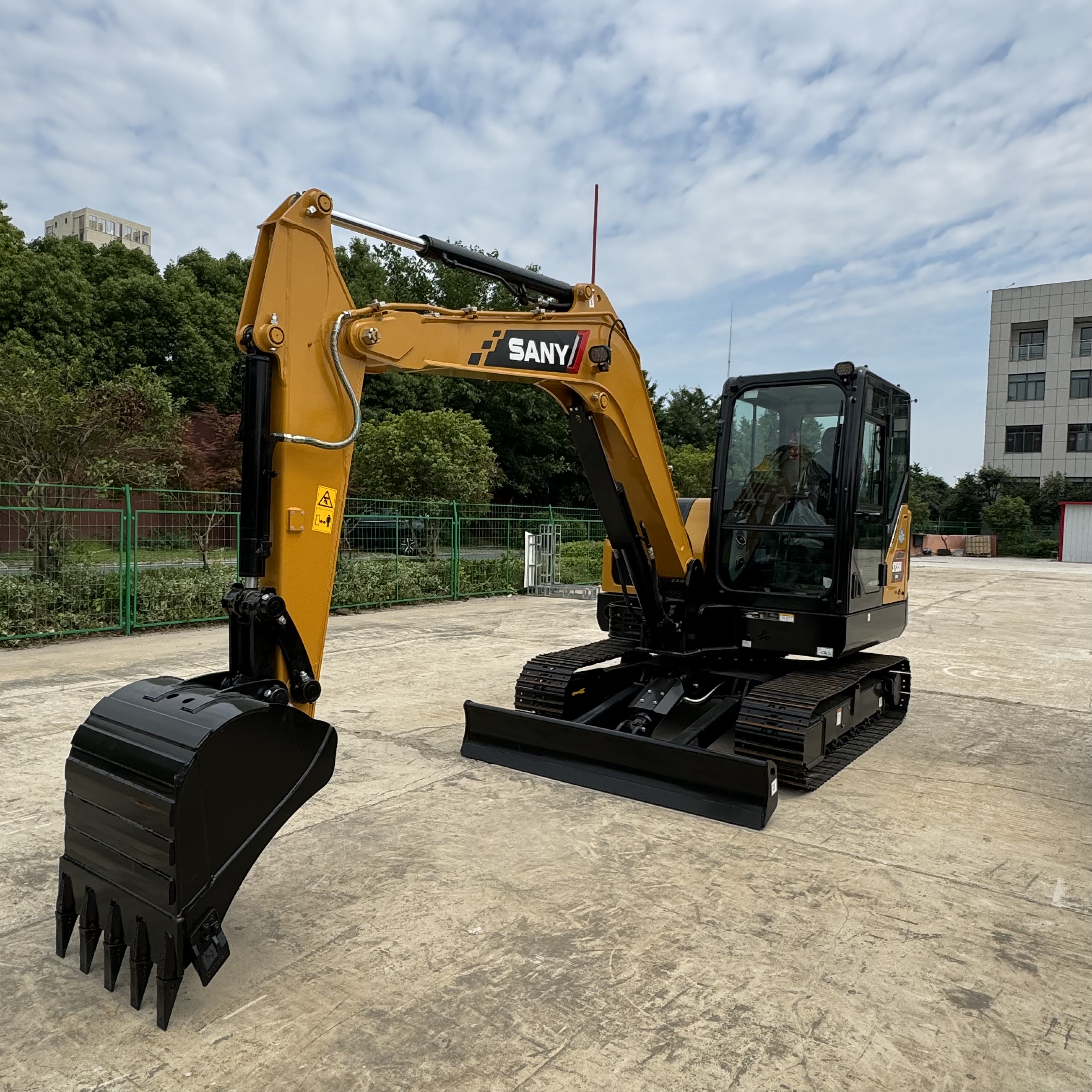 SANY SY55 - Crawler excavator: picture 2 SANY SY55 - Crawler excavator: picture 2