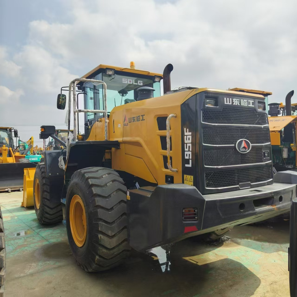 SDLG LG956F - Wheel loader: picture 4 SDLG LG956F - Wheel loader: picture 4