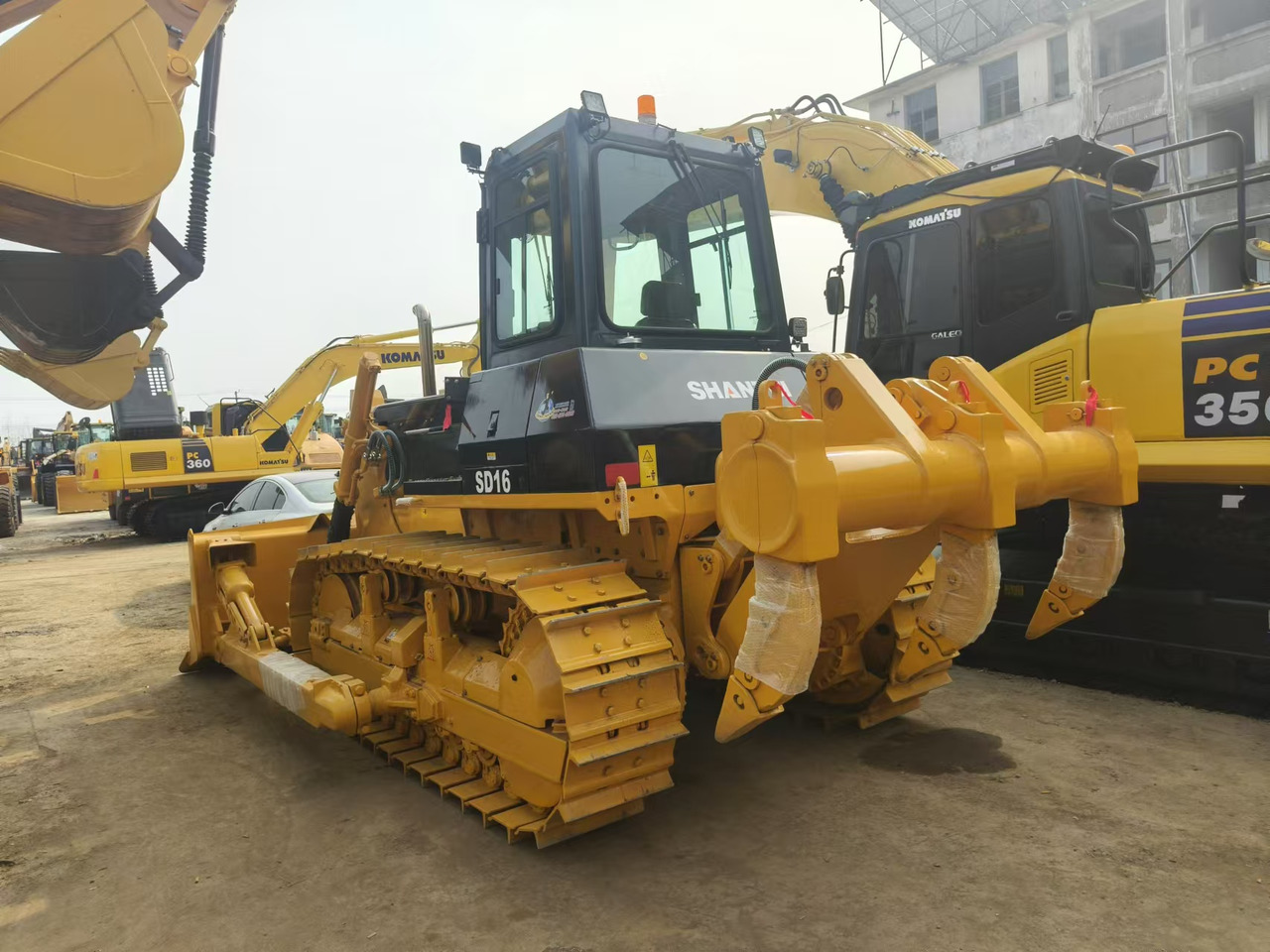 SHANTUI SD16 - Bulldozer: picture 2 SHANTUI SD16 - Bulldozer: picture 2