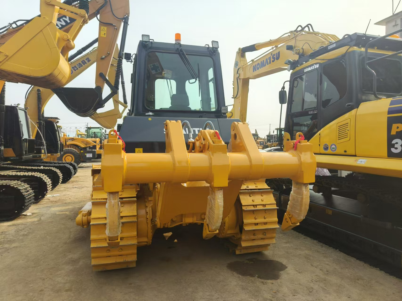 SHANTUI SD16 - Bulldozer: picture 3 SHANTUI SD16 - Bulldozer: picture 3