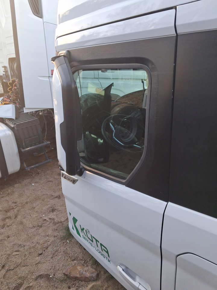 FORD DRZWI KOMPLETNE LEWE FORD F-MAX 500 TRUCKS EURO 6 - Door and parts: picture 2 FORD DRZWI KOMPLETNE LEWE FORD F-MAX 500 TRUCKS EURO 6 - Door and parts: picture 2