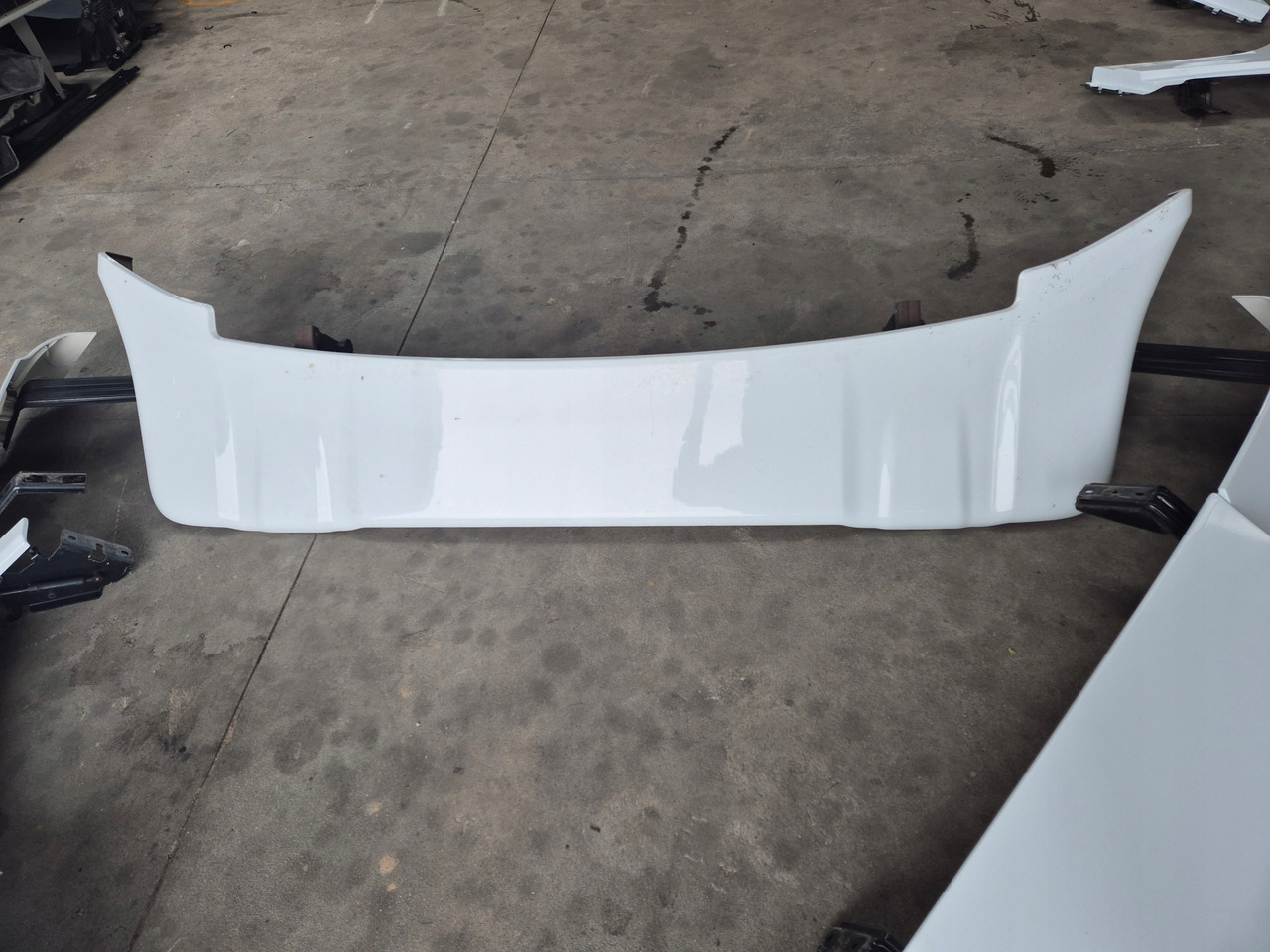 FORD SPOILERY OWIEWKI KABINY KOMPLET FORD F-MAX 500 CARGO - Aerodynamics/ Spoiler for Truck: picture 4 FORD SPOILERY OWIEWKI KABINY KOMPLET FORD F-MAX 500 CARGO - Aerodynamics/ Spoiler for Truck: picture 4