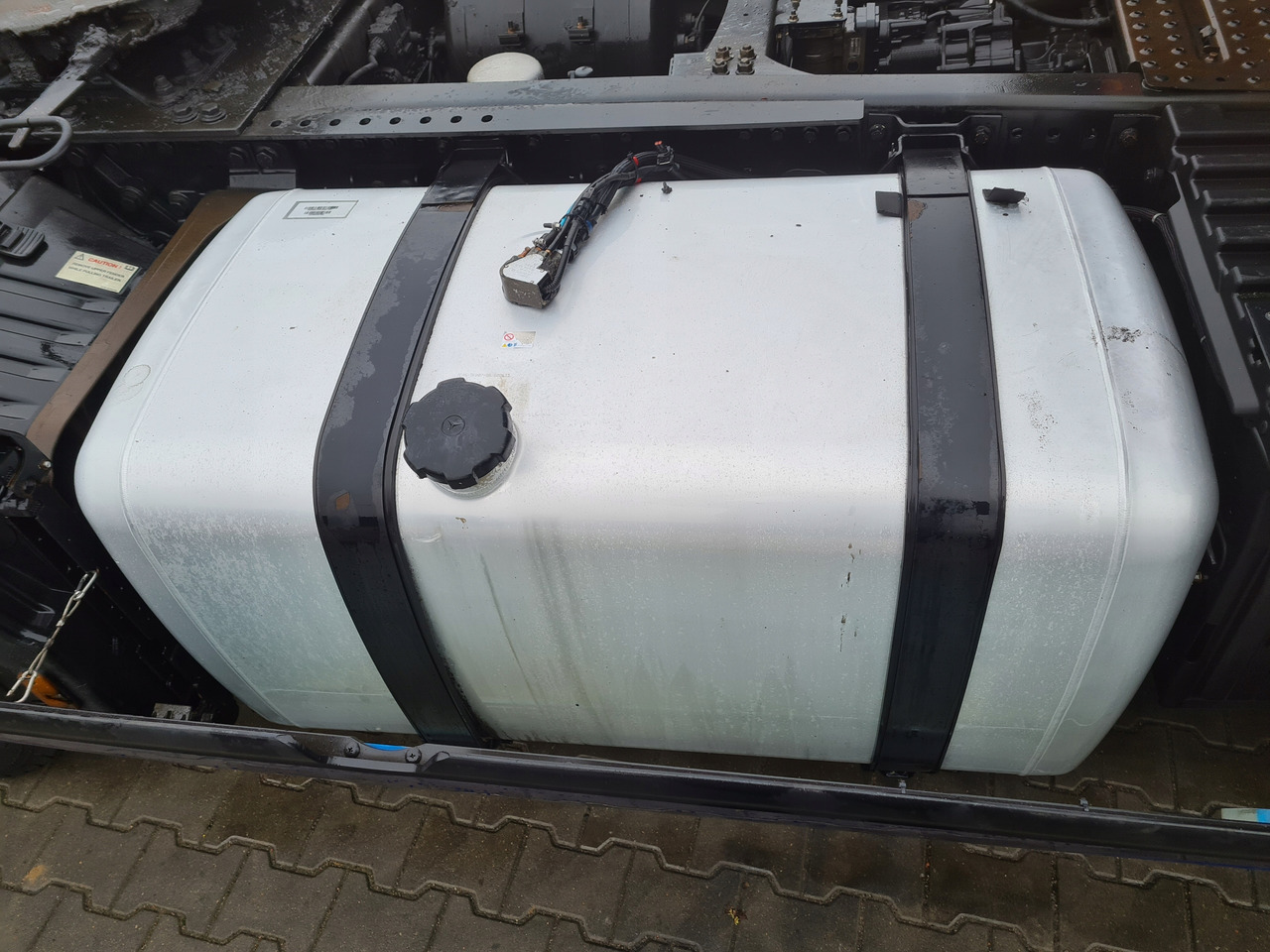 FORD ZBIORNIK BAK PALIWA 600 LITRÓW FORD F-MAX CARGO JC46 9K007 - Fuel tank for Truck: picture 2 FORD ZBIORNIK BAK PALIWA 600 LITRÓW FORD F-MAX CARGO JC46 9K007 - Fuel tank for Truck: picture 2