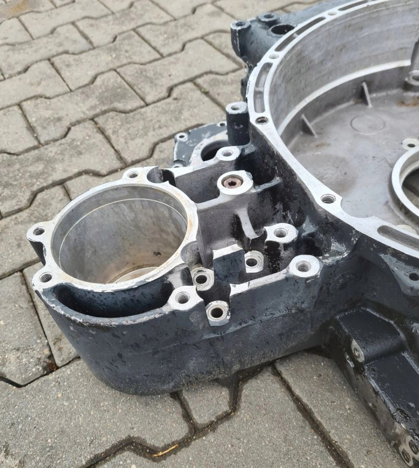 OBUDOWA SPRZĘGŁA KOŁA ZAMACHOWEGO VOLVO FL FE D7 RENAULT PREMIUM MIDLUM DXI 04905439 1445758 - Clutch and parts: picture 5 OBUDOWA SPRZĘGŁA KOŁA ZAMACHOWEGO VOLVO FL FE D7 RENAULT PREMIUM MIDLUM DXI 04905439 1445758 - Clutch and parts: picture 5