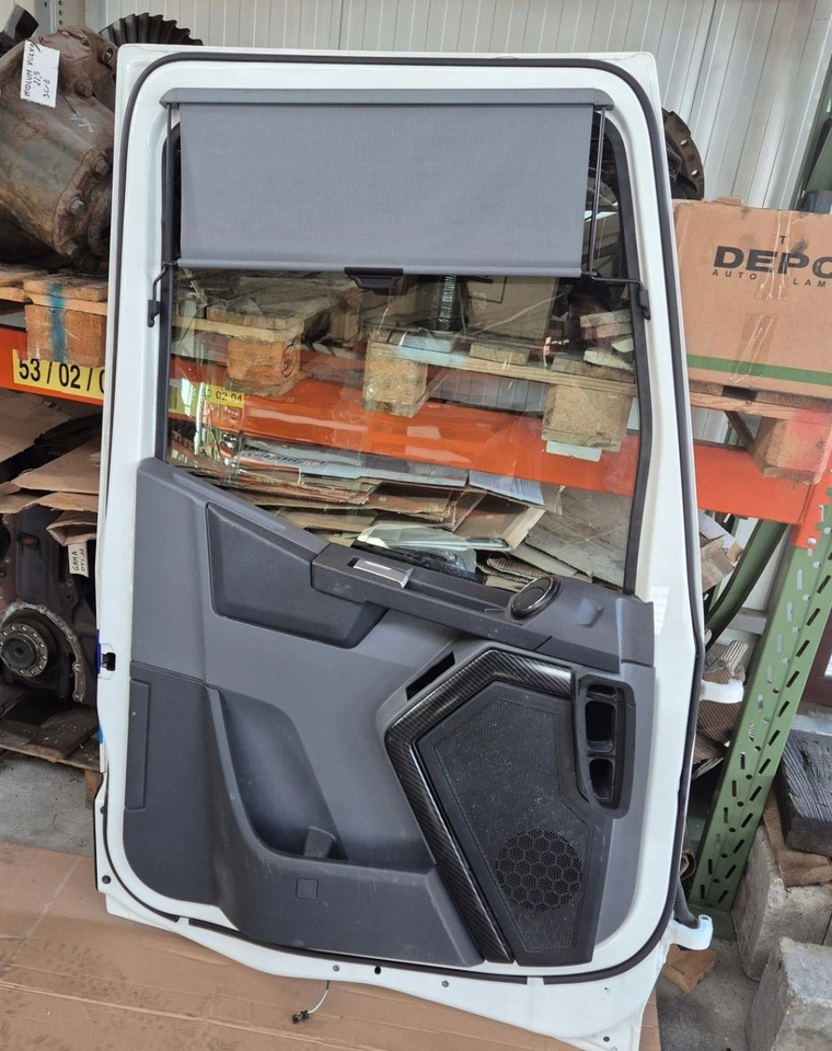 RENAULT DRZWI KOMPLETNE LEWE RENAULT GAMA T K C RANGE ORYGINALNE - Door and parts for Truck: picture 5 RENAULT DRZWI KOMPLETNE LEWE RENAULT GAMA T K C RANGE ORYGINALNE - Door and parts for Truck: picture 5