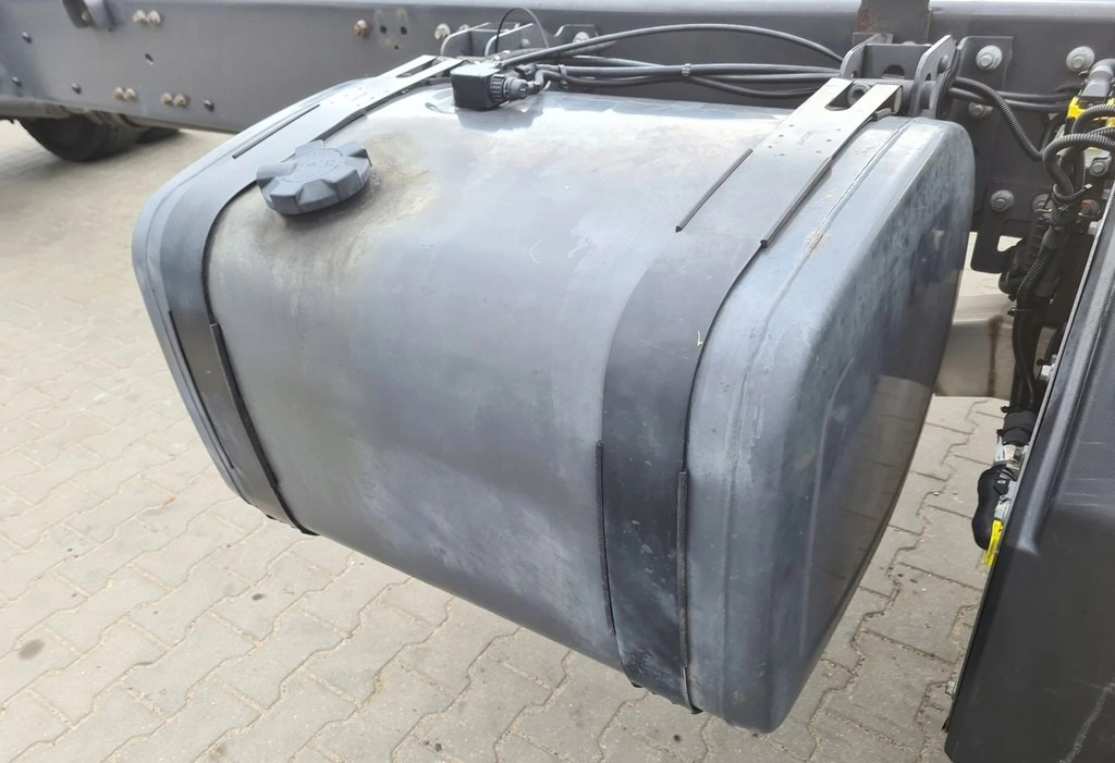 RENAULT DXI GAMA T D C VOLVO FH FM FL FE LOW DECK 21968577 - Fuel tank: picture 3 RENAULT DXI GAMA T D C VOLVO FH FM FL FE LOW DECK 21968577 - Fuel tank: picture 3