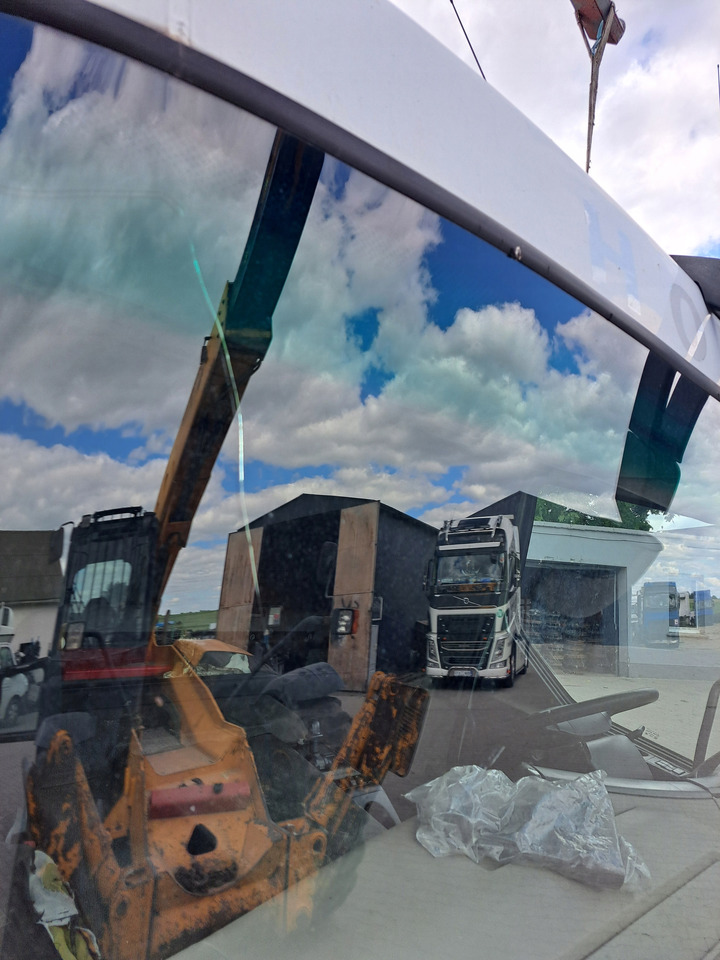 RENAULT KOMPLETNA KABINA NISKA RENAULT PREMIUM LANDER KERAX DXI - Cab for Truck: picture 3 RENAULT KOMPLETNA KABINA NISKA RENAULT PREMIUM LANDER KERAX DXI - Cab for Truck: picture 3