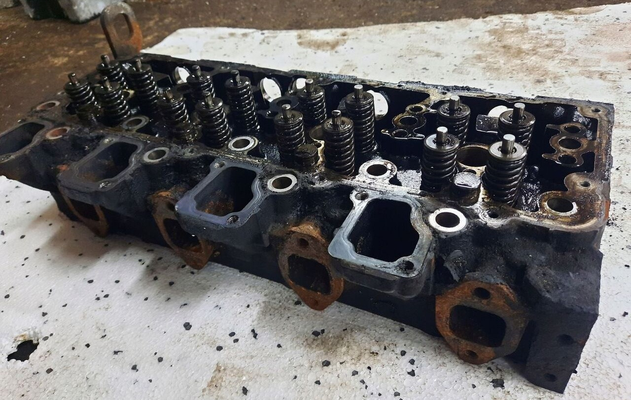 Renault GŁOWICA SILNIKA RENAULT MIDLUM 190 220 EUV DXI 5 - Cylinder head for Truck: picture 3 Renault GŁOWICA SILNIKA RENAULT MIDLUM 190 220 EUV DXI 5 - Cylinder head for Truck: picture 3