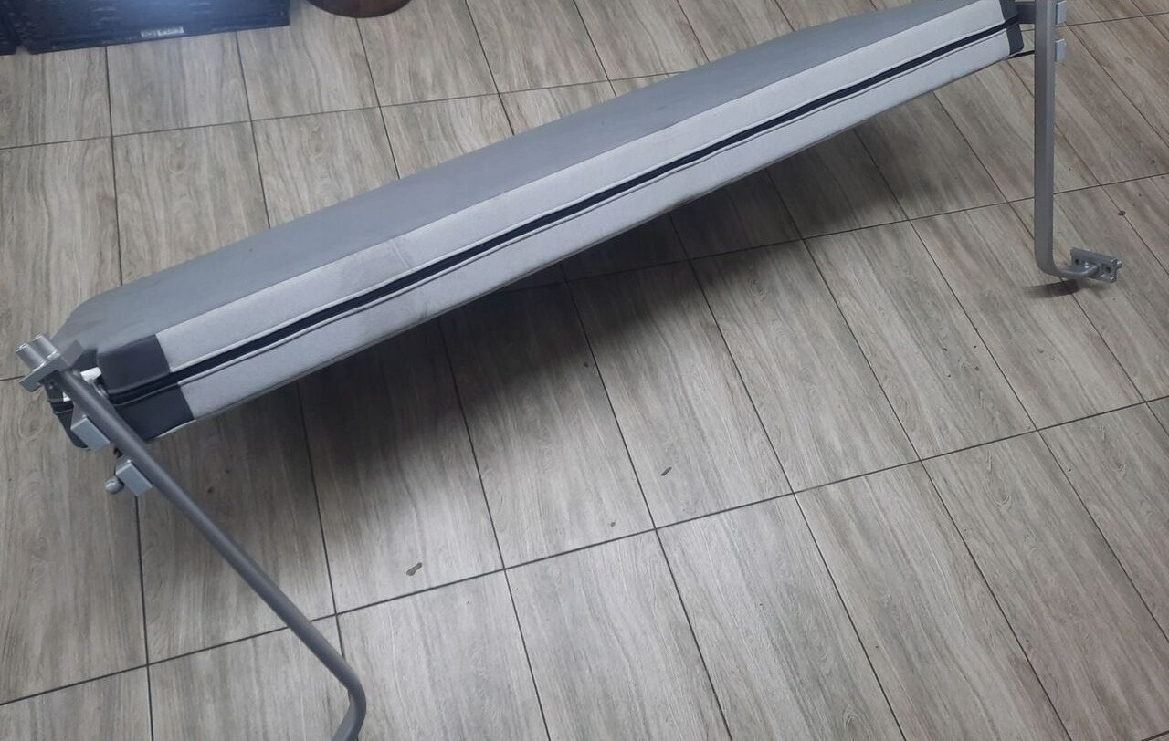 Renault ŁÓŻKO GÓRNE LEŻANKA RENAULT GAMA T RANGE - Seat for Truck: picture 4 Renault ŁÓŻKO GÓRNE LEŻANKA RENAULT GAMA T RANGE - Seat for Truck: picture 4