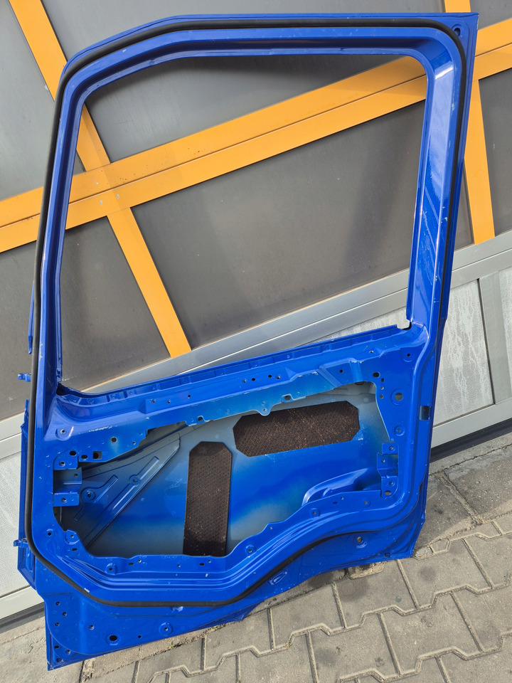 VOLVO DRZWI GOŁE PRAWE VOLVO FM 5 FMX 5 - Door and parts for Truck: picture 5 VOLVO DRZWI GOŁE PRAWE VOLVO FM 5 FMX 5 - Door and parts for Truck: picture 5