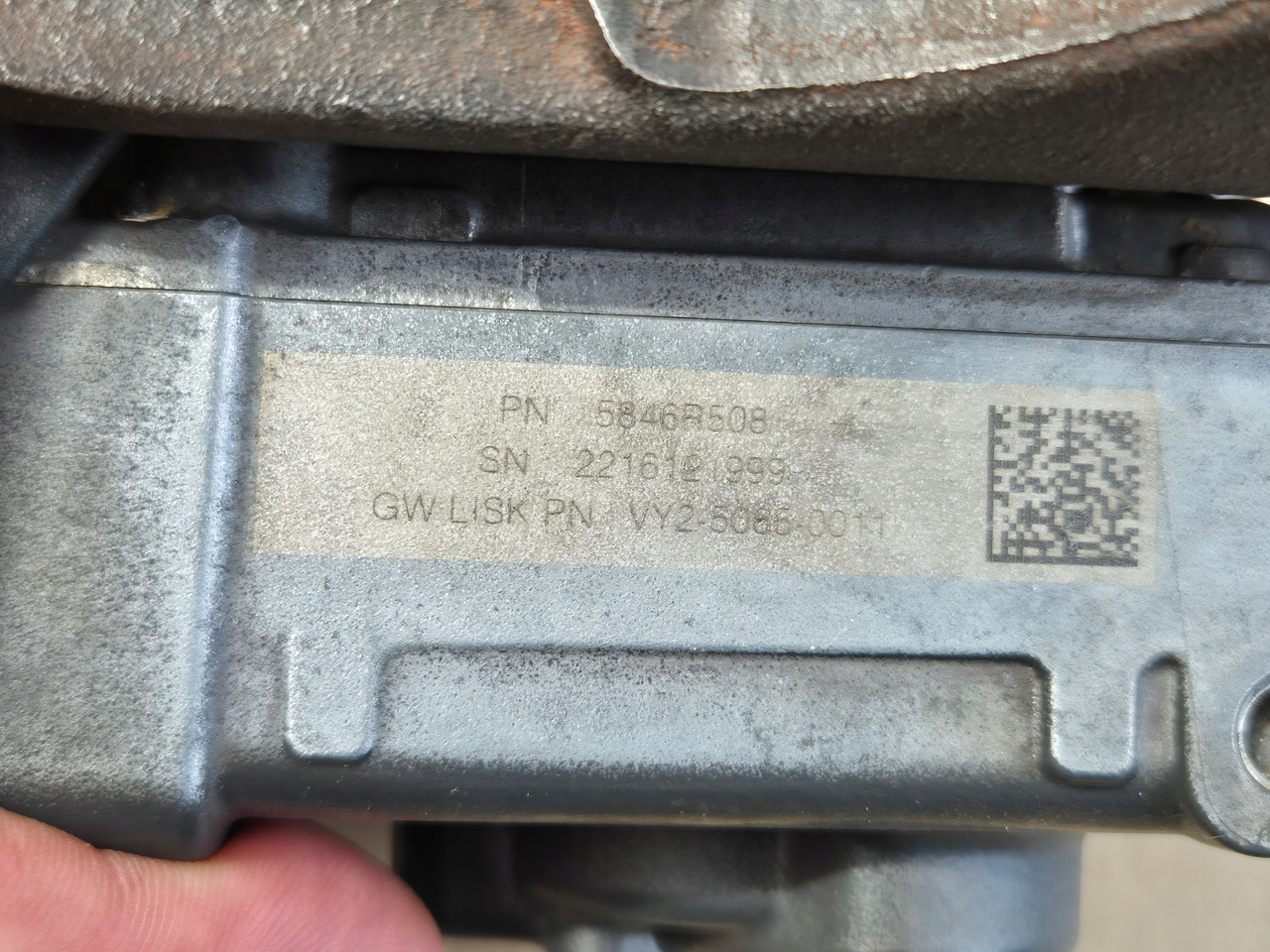 VOLVO ZAWÓR EGR KLAPA EGR RENAULT GAMA EVO TURBO COMPOUND VOLVO FH FM 24328031 - Engine and parts for Truck: picture 4 VOLVO ZAWÓR EGR KLAPA EGR RENAULT GAMA EVO TURBO COMPOUND VOLVO FH FM 24328031 - Engine and parts for Truck: picture 4