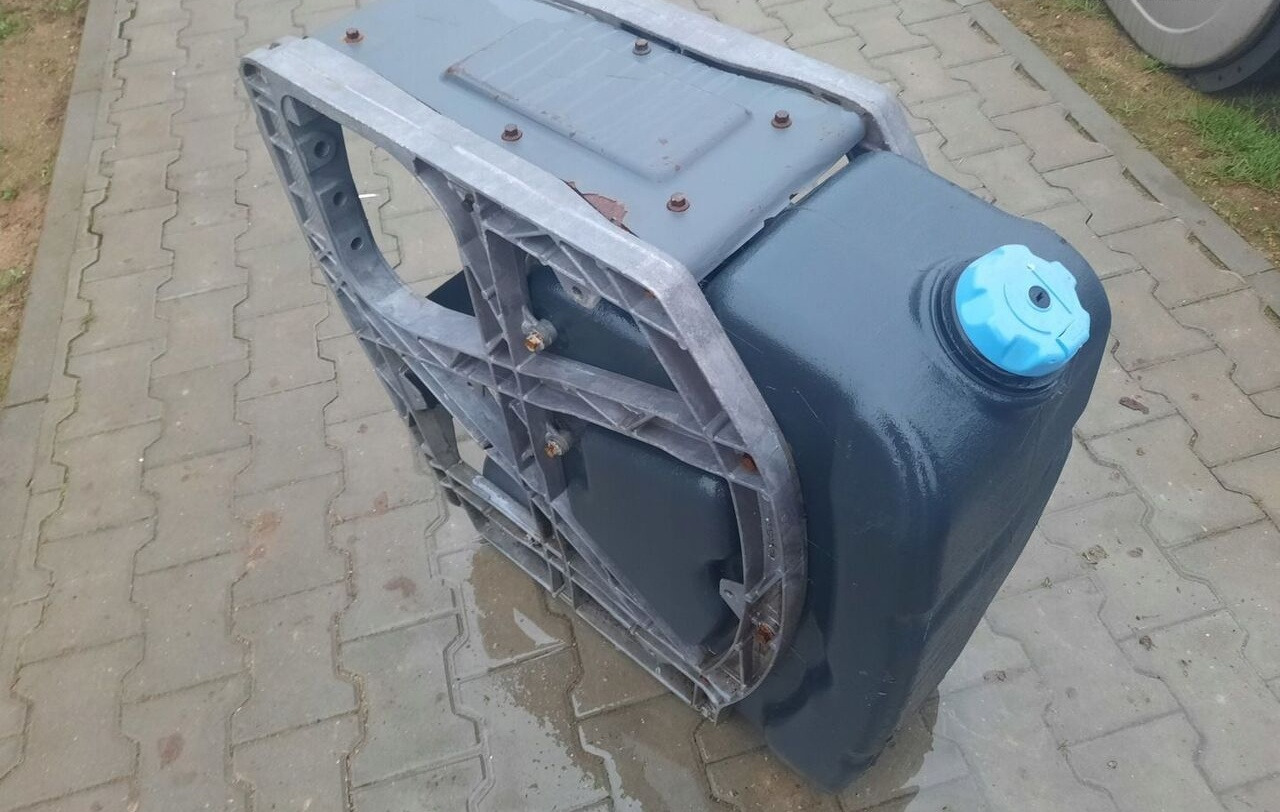 VOLVO ZBIORNIK ADBLUE RENAULT GAMA RANGE T K C VOLVO FH 4 FM 4 FMX FH 5 FM 5 - AdBlue tank for Truck: picture 1 VOLVO ZBIORNIK ADBLUE RENAULT GAMA RANGE T K C VOLVO FH 4 FM 4 FMX FH 5 FM 5 - AdBlue tank for Truck: picture 1