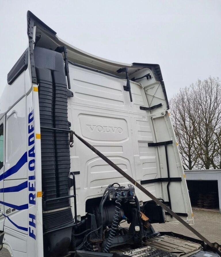 Volvo-ABG VOLVO FH 4 EURO 6 GLOBETROTTER 2018 ROK - Cab for Truck: picture 2 Volvo-ABG VOLVO FH 4 EURO 6 GLOBETROTTER 2018 ROK - Cab for Truck: picture 2