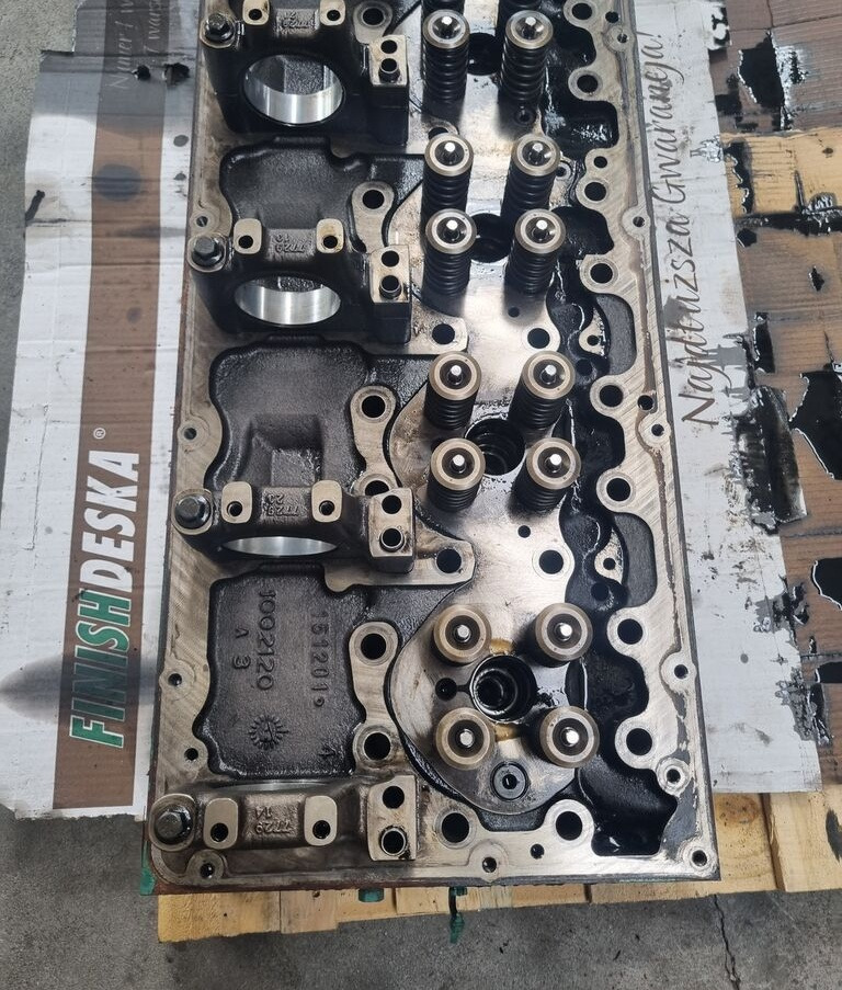 Volvo FH FM 4 RENAULT GAMA T DTI 13 truck - Cylinder head for Truck: picture 5 Volvo FH FM 4 RENAULT GAMA T DTI 13 truck - Cylinder head for Truck: picture 5