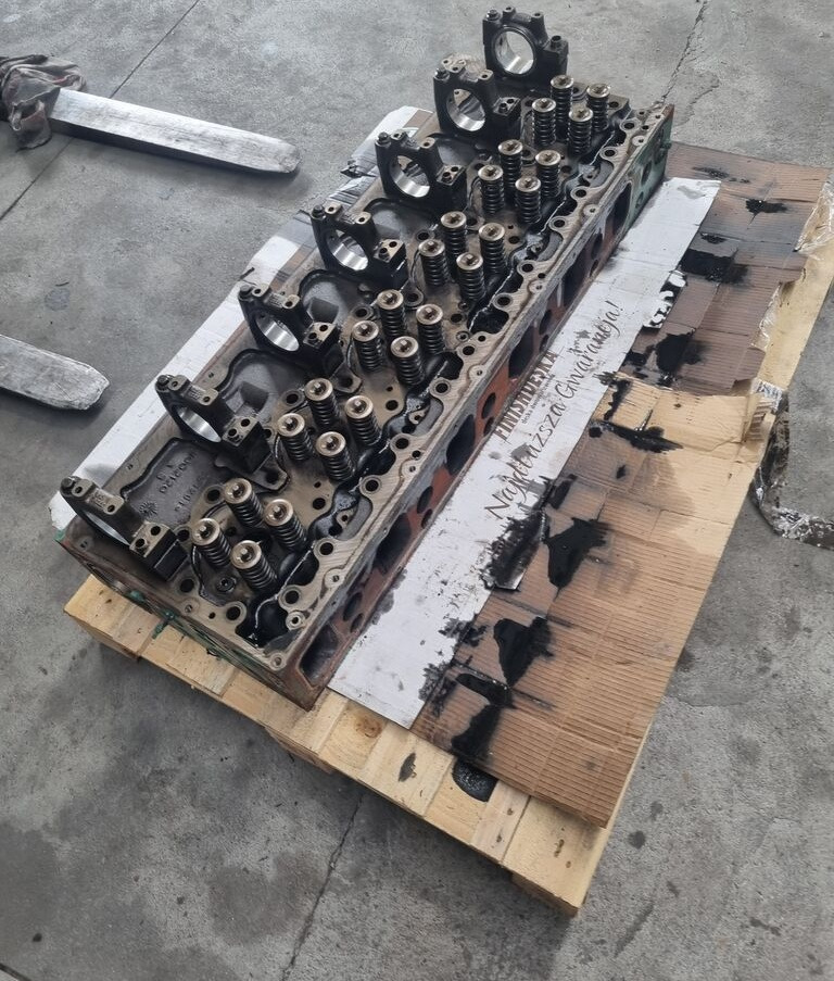 Volvo FH FM 4 RENAULT GAMA T DTI 13 truck - Cylinder head for Truck: picture 3 Volvo FH FM 4 RENAULT GAMA T DTI 13 truck - Cylinder head for Truck: picture 3