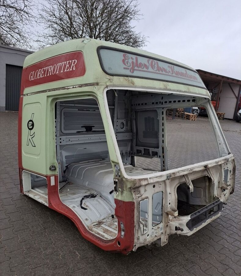 Volvo FM 4 - Cab for Truck: picture 1 Volvo FM 4 - Cab for Truck: picture 1