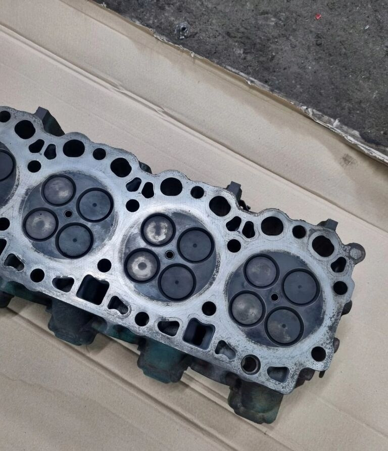 Volvo GŁOWICA SILNIKA FL FE D7E D7F RENAULT MIDLUM PREMIUM DXI 7 EURO Deutz Volvo - Cylinder head for Truck: picture 2 Volvo GŁOWICA SILNIKA FL FE D7E D7F RENAULT MIDLUM PREMIUM DXI 7 EURO Deutz Volvo - Cylinder head for Truck: picture 2
