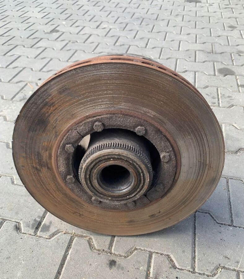 Volvo PRZÓD 58MM FH FM FE RENAULT DXI FI - Wheel hub for Truck: picture 1 Volvo PRZÓD 58MM FH FM FE RENAULT DXI FI - Wheel hub for Truck: picture 1