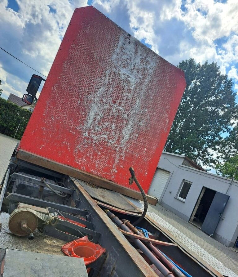 ZABUDOWA DO DZWIGU HDS DO LASU ZABUDOWA Z VOLVO FH 16 FH 13 FH 12 FM Volvo BERGS  Volvo - Frame/ Chassis for Truck: picture 2 ZABUDOWA DO DZWIGU HDS DO LASU ZABUDOWA Z VOLVO FH 16 FH 13 FH 12 FM Volvo BERGS  Volvo - Frame/ Chassis for Truck: picture 2