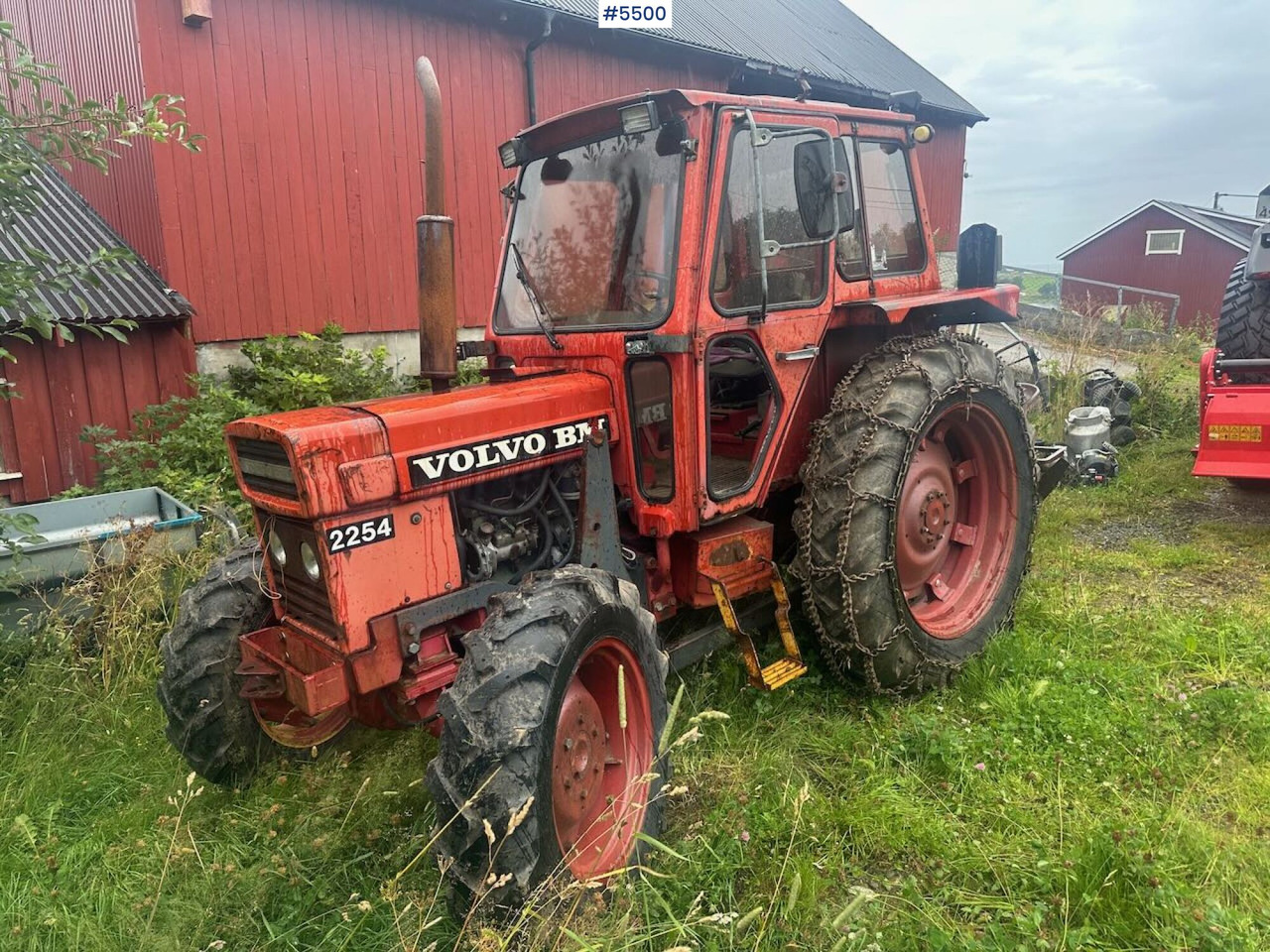 1979 Volvo BM 2254 tractor with front loader and chains. SEE VIDEO. - Farm tractor: picture 2 1979 Volvo BM 2254 tractor with front loader and chains. SEE VIDEO. - Farm tractor: picture 2