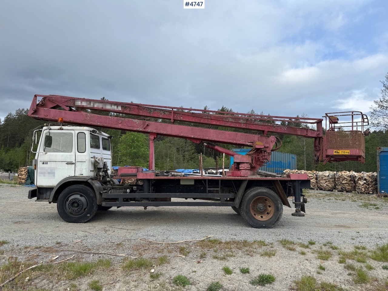 1979 Volvo F 613 w/lift - Truck mounted aerial platform: picture 2 1979 Volvo F 613 w/lift - Truck mounted aerial platform: picture 2