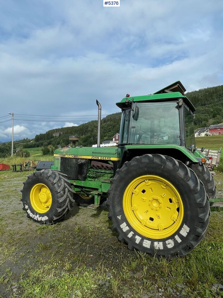 Farm tractor 1986 John Deere 3040HL: picture 7