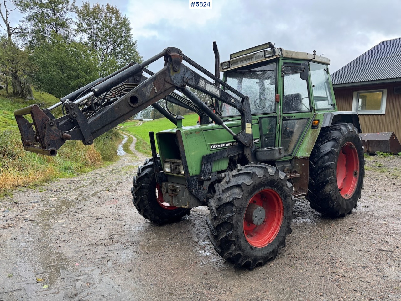 1991 Fendt Farmer 307 LSA w/ front loader. - Farm tractor: picture 2 1991 Fendt Farmer 307 LSA w/ front loader. - Farm tractor: picture 2