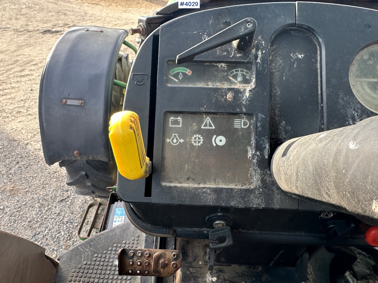 Farm tractor 1991 John Deere 2650 Synchron tractor rep.object.: picture 32