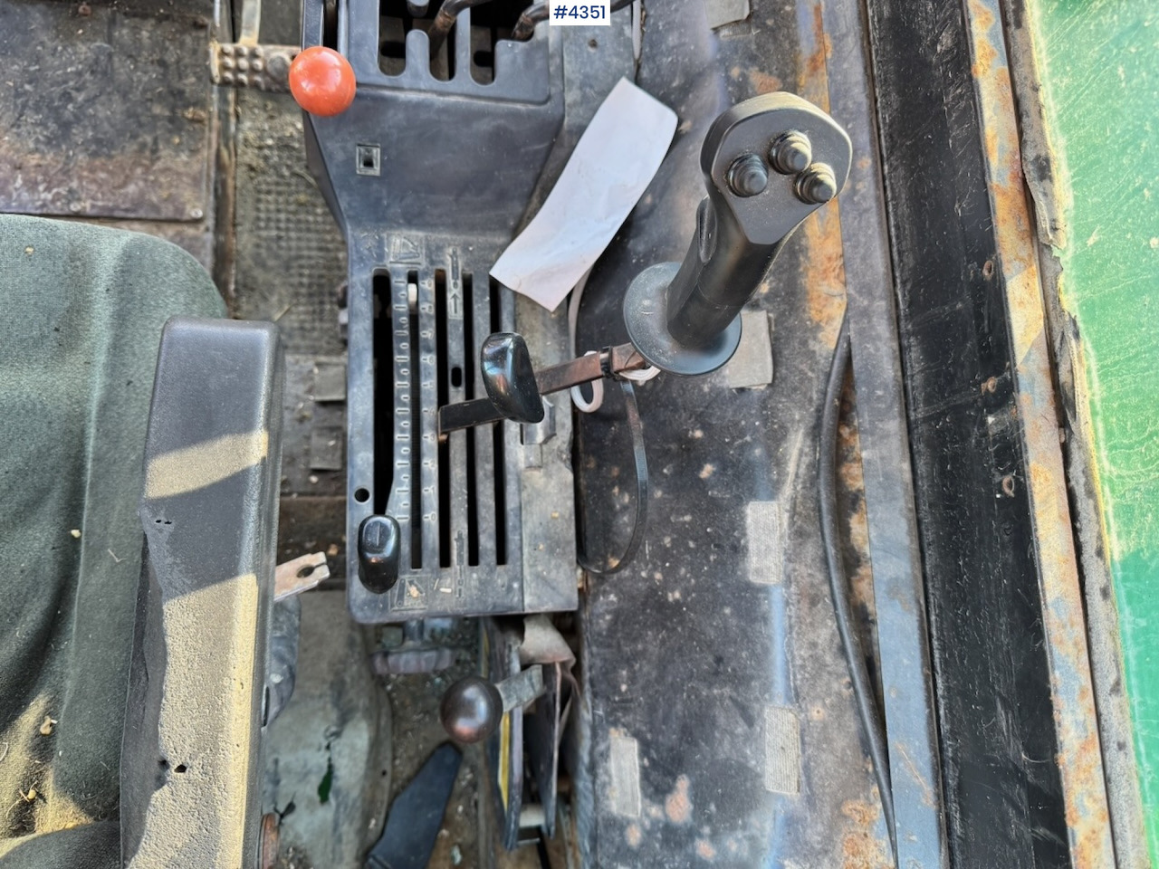 1991 John Deere 2850 4x4 Synchron w/ front hydraulics. leasing 1991 John Deere 2850 4x4 Synchron w/ front hydraulics.: picture 19