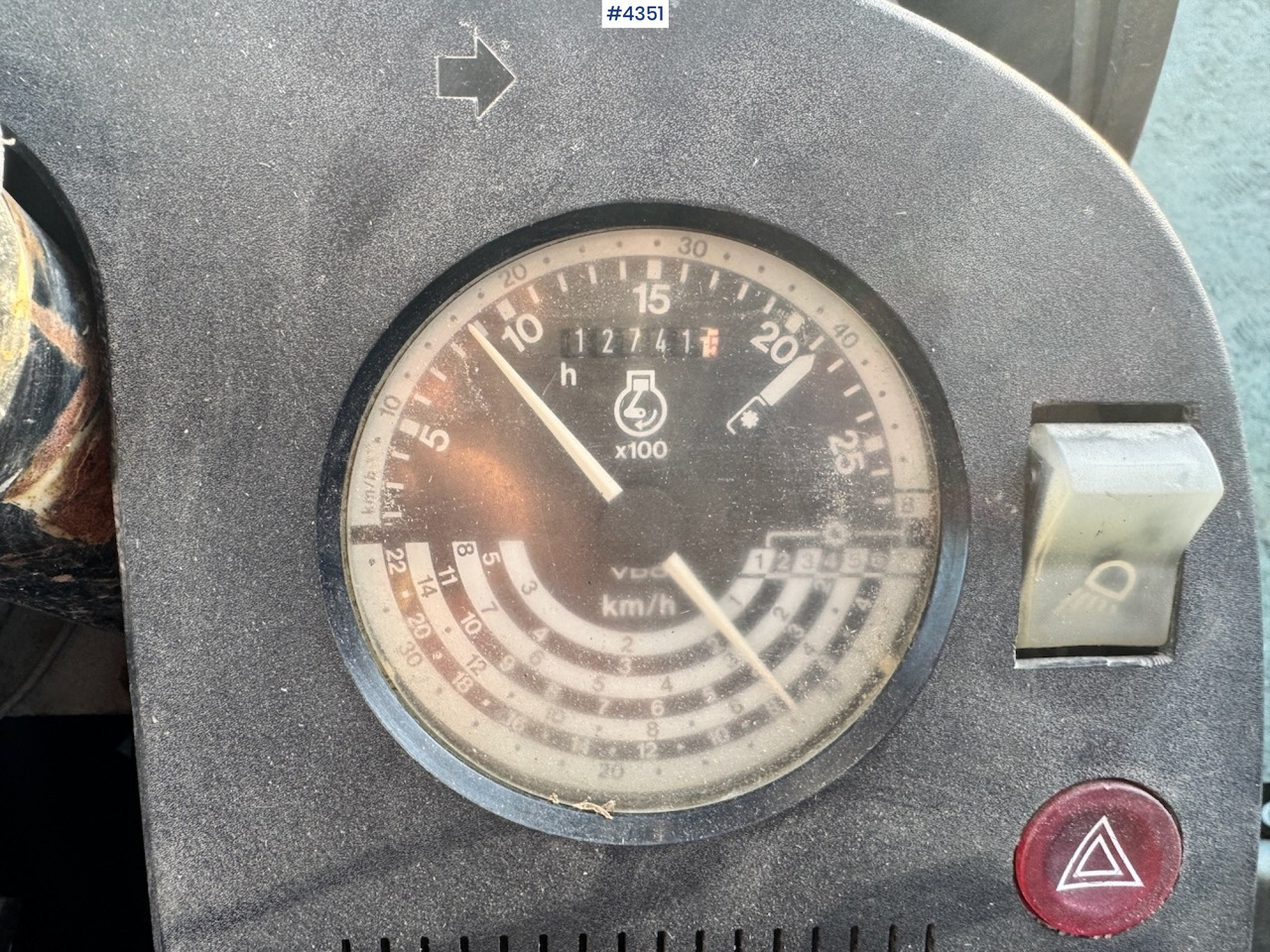 1991 John Deere 2850 4x4 Synchron w/ front hydraulics. leasing 1991 John Deere 2850 4x4 Synchron w/ front hydraulics.: picture 17