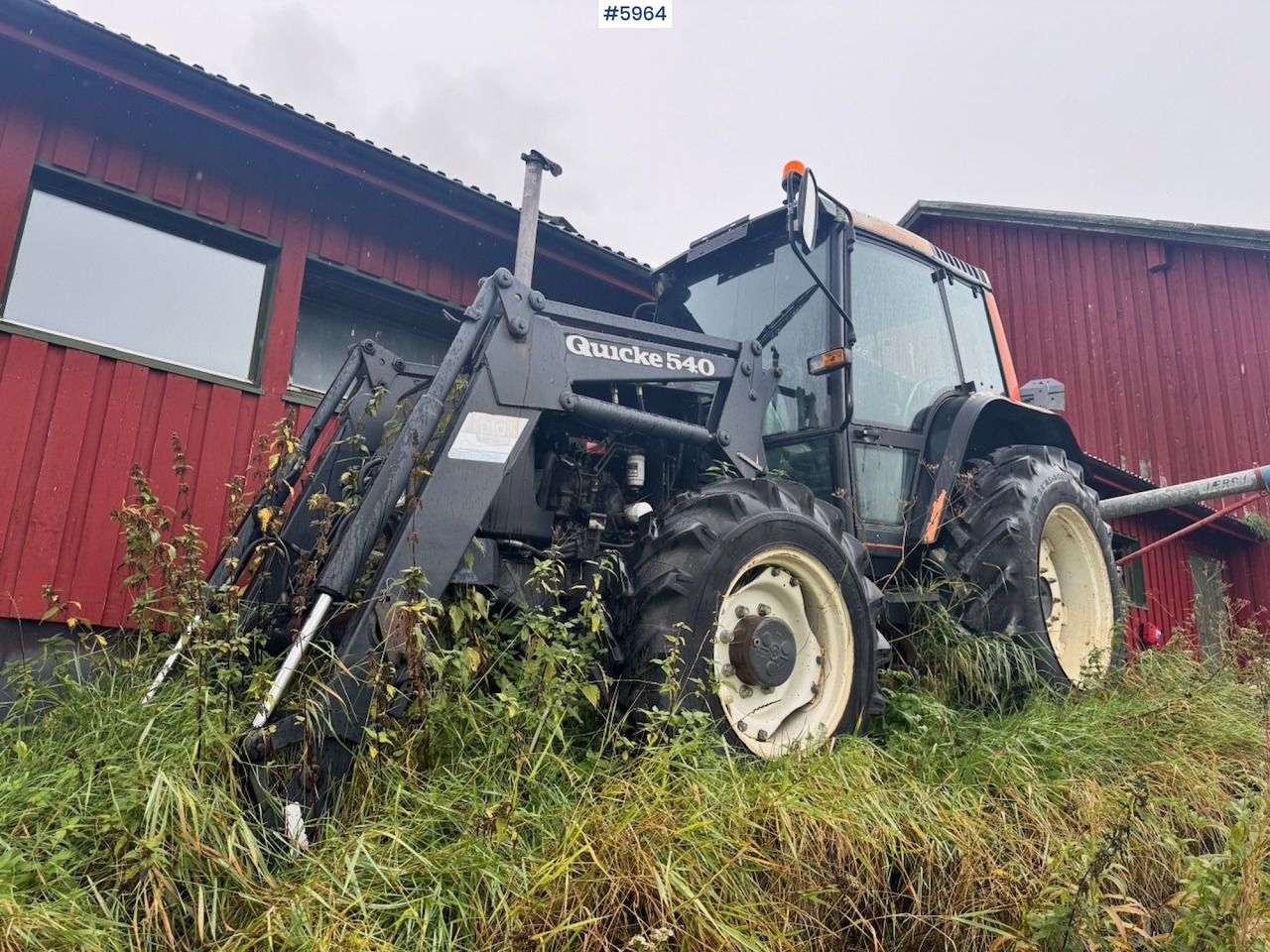 1991 Valmet 6100 Turbo with front loader and bucket - Farm tractor: picture 4 1991 Valmet 6100 Turbo with front loader and bucket - Farm tractor: picture 4