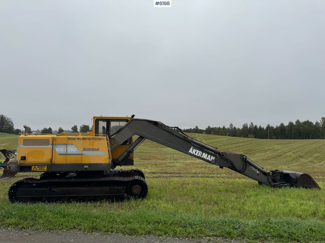 1993 Åkerman EC200 Tracked excavator w/ 2 buckets. New belts and sprocket. - Excavator: picture 2 1993 Åkerman EC200 Tracked excavator w/ 2 buckets. New belts and sprocket. - Excavator: picture 2