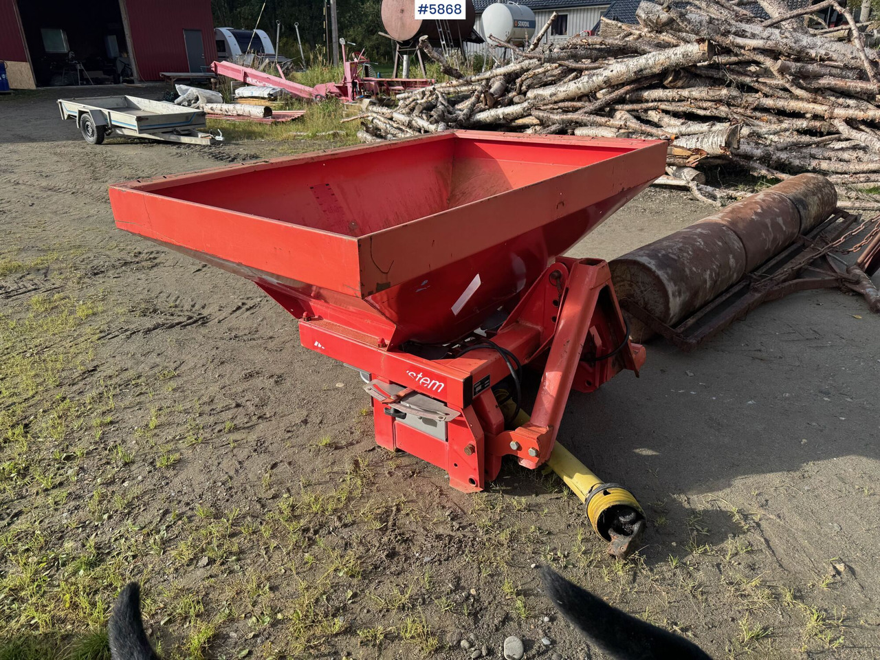 1997 Rauch MDS 921 Fertilizer spreader, partial repair project - Fertilizer spreader: picture 4 1997 Rauch MDS 921 Fertilizer spreader, partial repair project - Fertilizer spreader: picture 4