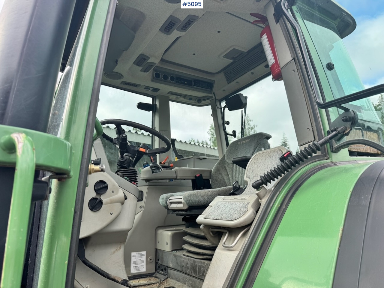 2002 Fendt 716 Vario w/ Front hydraulics. - Farm tractor: picture 3 2002 Fendt 716 Vario w/ Front hydraulics. - Farm tractor: picture 3