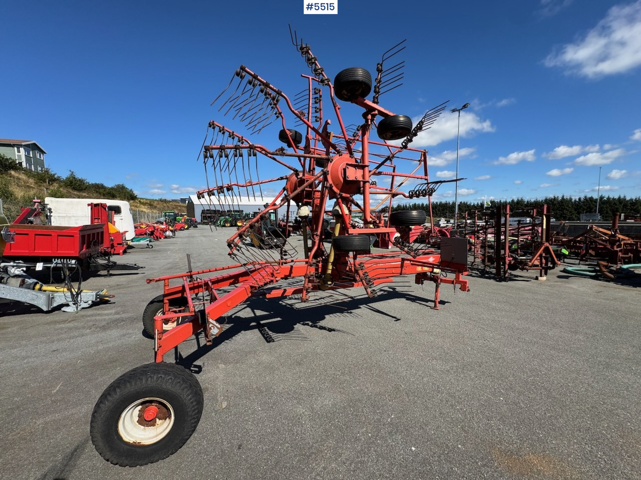2002 Kuhn GA 7301 Collecting rake - Hay and forage equipment: picture 1 2002 Kuhn GA 7301 Collecting rake - Hay and forage equipment: picture 1