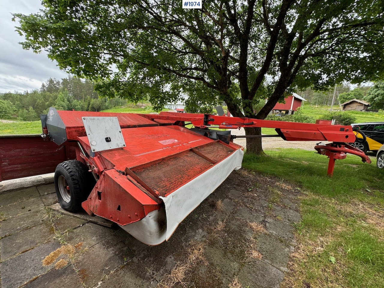 2004 Kuhn FC 303 GL Trailed Mower - Hay and forage equipment: picture 1 2004 Kuhn FC 303 GL Trailed Mower - Hay and forage equipment: picture 1
