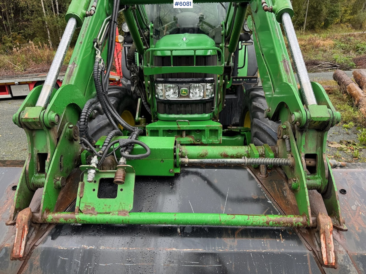 2007 John Deere 6430 Premium w/ front loader and bucket. - Farm tractor: picture 5 2007 John Deere 6430 Premium w/ front loader and bucket. - Farm tractor: picture 5