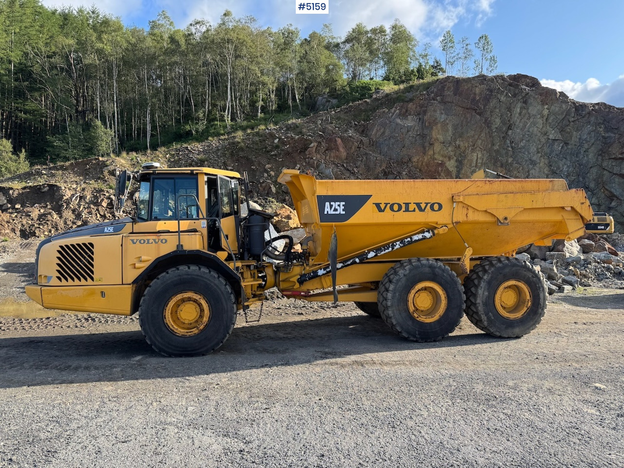 2008 Volvo A25E 6x6 - Articulated dumper: picture 1 2008 Volvo A25E 6x6 - Articulated dumper: picture 1