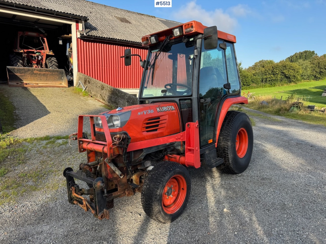 2009 Kubota STV 36 w/some equipment - Farm tractor: picture 2 2009 Kubota STV 36 w/some equipment - Farm tractor: picture 2