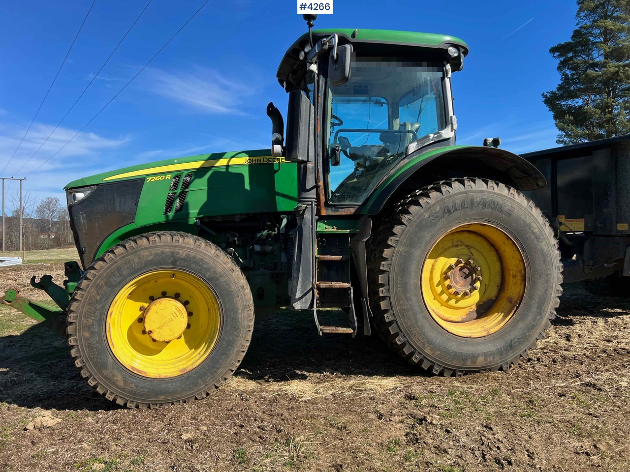 2012 John Deere 7260R Tractor w/ PTO - Farm tractor: picture 2 2012 John Deere 7260R Tractor w/ PTO - Farm tractor: picture 2