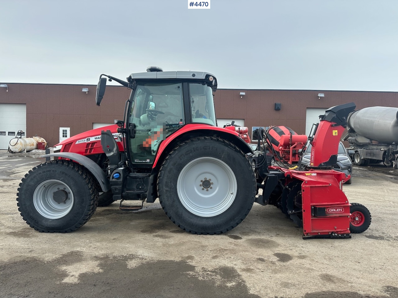 Farm tractor 2018 Massey Ferguson MF5713 S w/ 2020 Dalen snow blower: picture 7 Farm tractor 2018 Massey Ferguson MF5713 S w/ 2020 Dalen snow blower: picture 7
