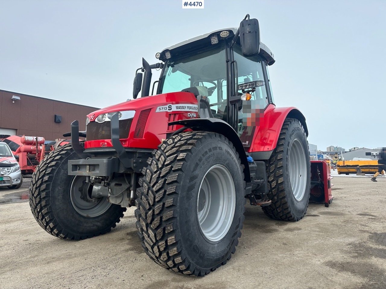2018 Massey Ferguson MF5713 S w/ 2020 Dalen snow blower - Farm tractor: picture 4 2018 Massey Ferguson MF5713 S w/ 2020 Dalen snow blower - Farm tractor: picture 4