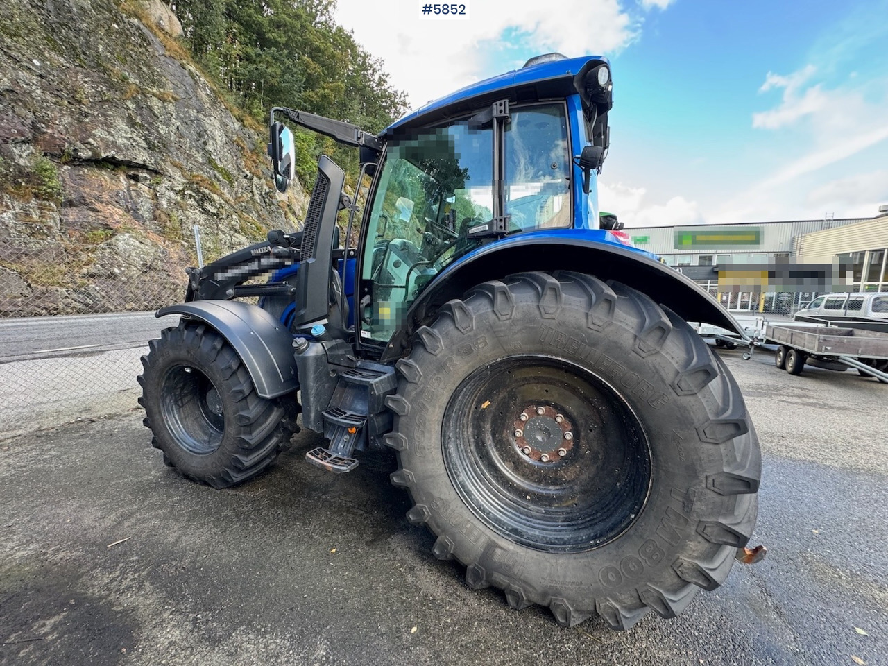 2022 Valtra N175 w/ front loader. - Farm tractor: picture 5 2022 Valtra N175 w/ front loader. - Farm tractor: picture 5