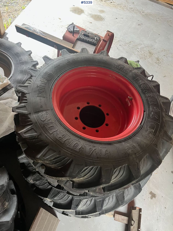 4 tractor tires with studs - Tire for Farm tractor: picture 1 4 tractor tires with studs - Tire for Farm tractor: picture 1