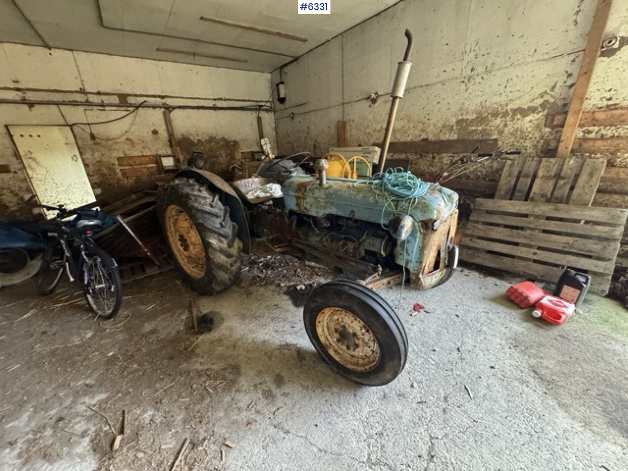 962 Fordson Dexta ‘Gråtass’ tractor - Farm tractor: picture 1 962 Fordson Dexta ‘Gråtass’ tractor - Farm tractor: picture 1